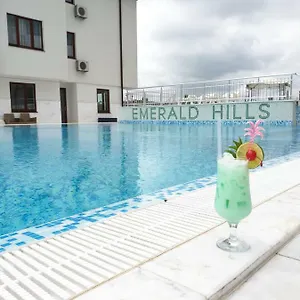 アパートホテル Emerald Hills 
