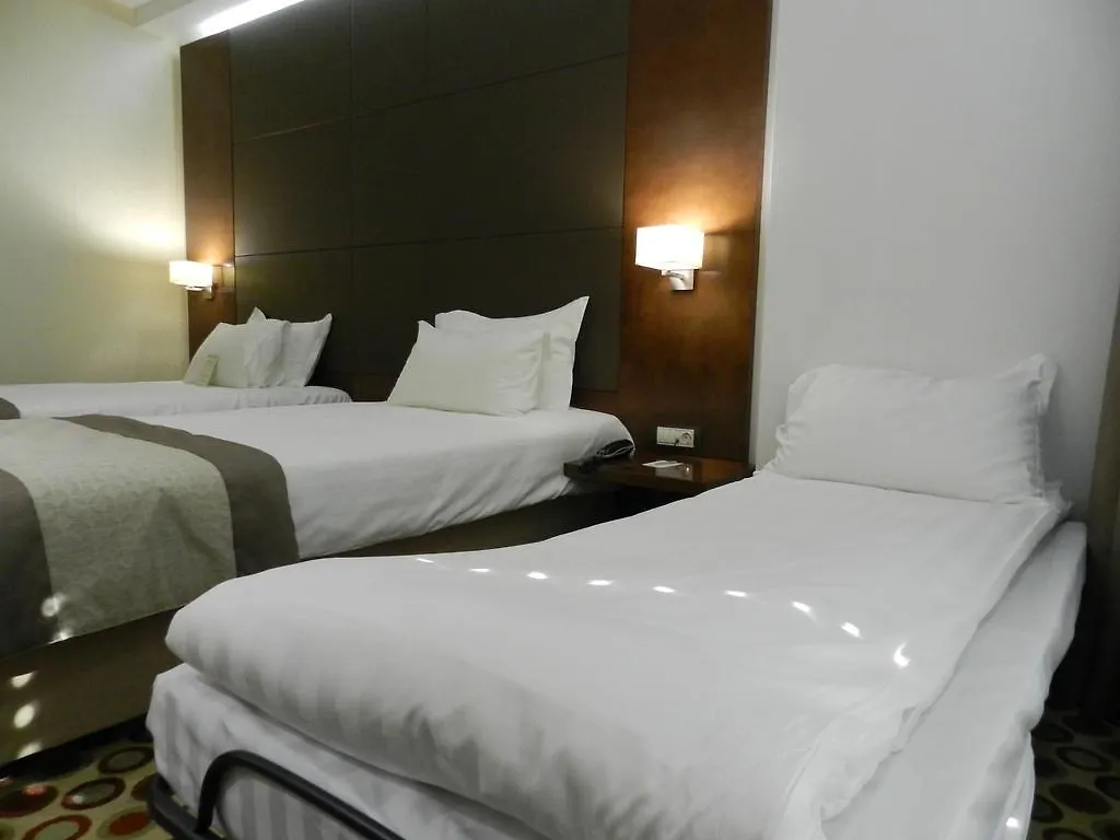 Central Hotel Sofia 4*,