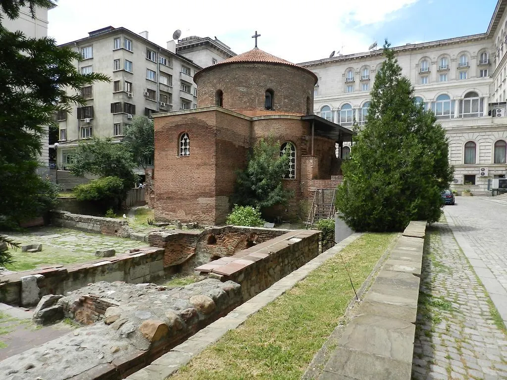 Central Hotel Sofia - Free Parking Nearby 350M 4*,